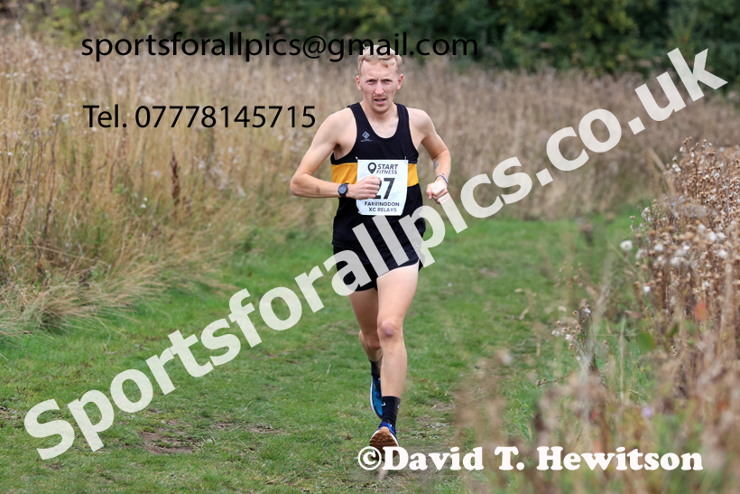 Senior Mens Relay, 2025 Farringdon Cross Country Relays, Sunderland. Photo: David T. Hewitson/Sports for All Pics